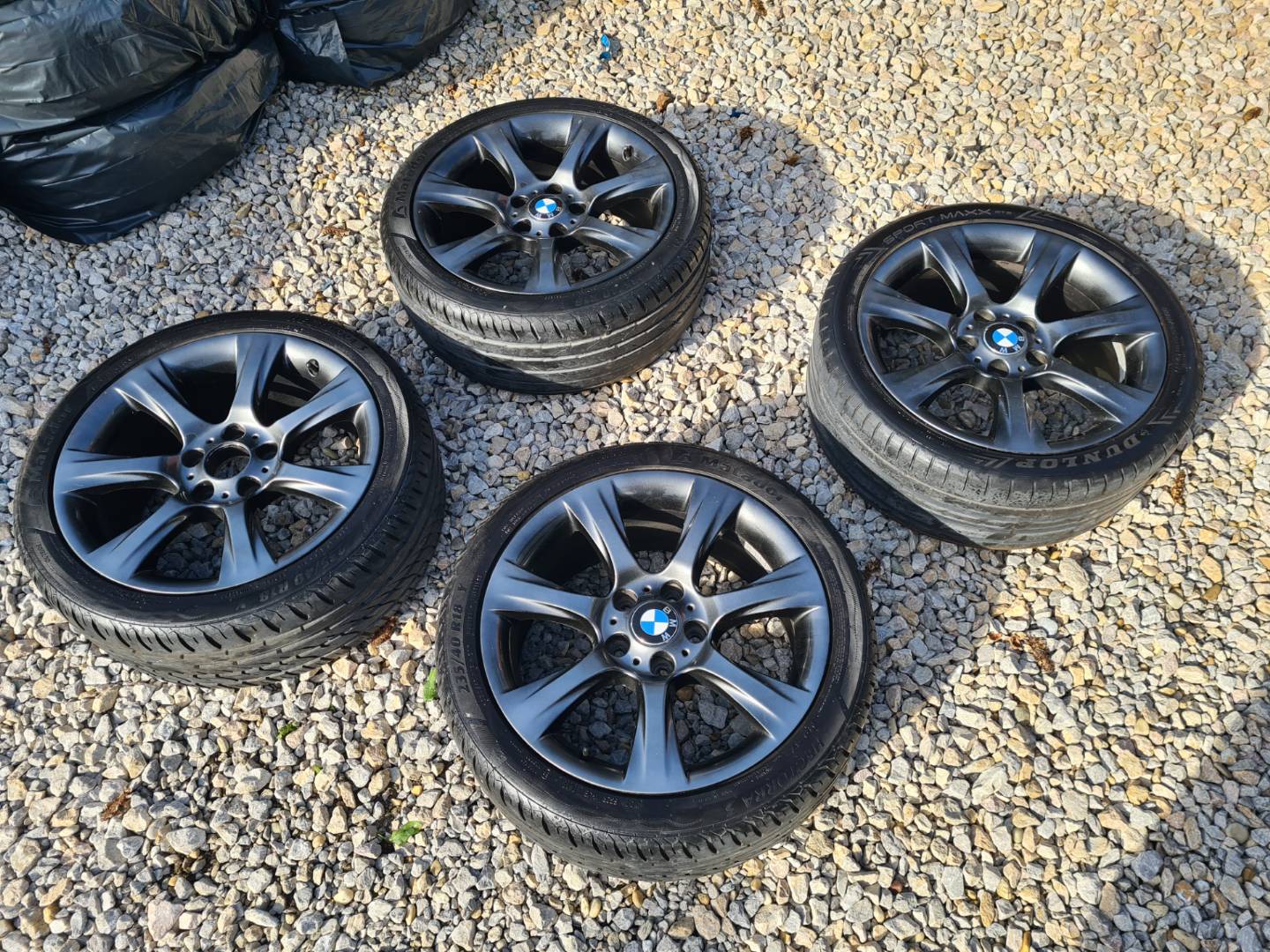 5x120 R18 orig. BMW 235/40 R18 letné