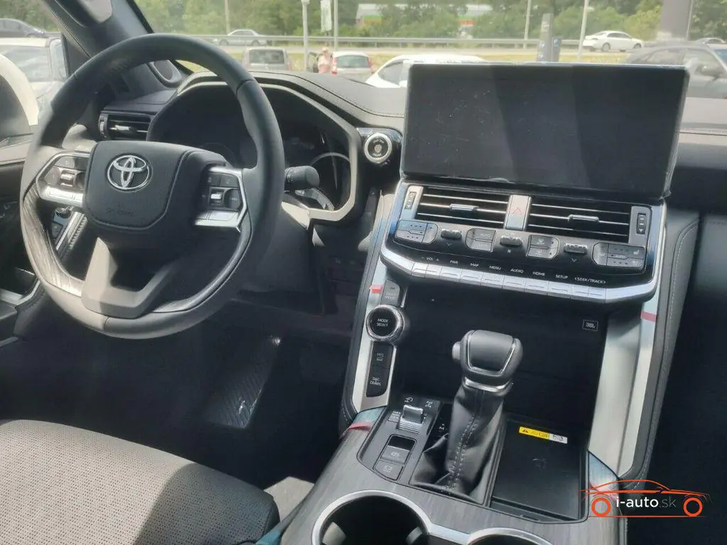 Toyota Land Cruiser 2023 na predaj – fotografia 12