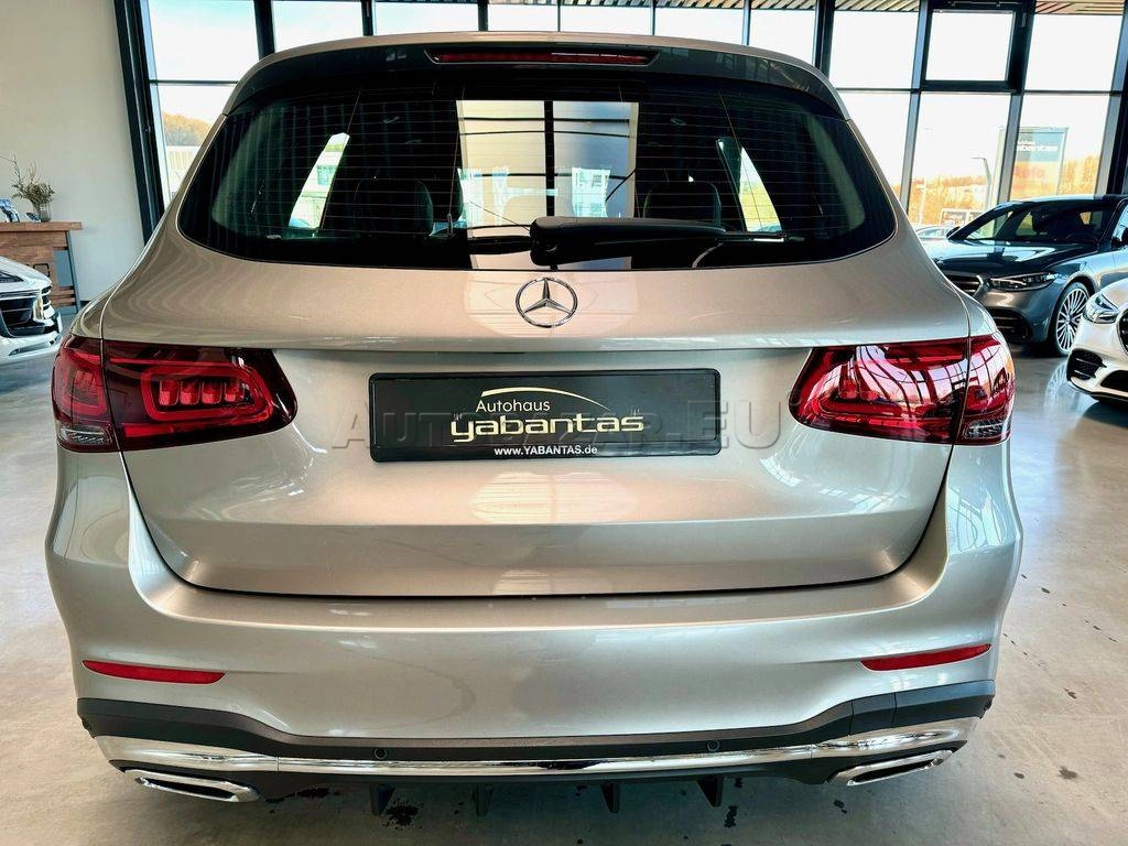 Mercedes-Benz GLC SUV 220 d 4MATIC A/T