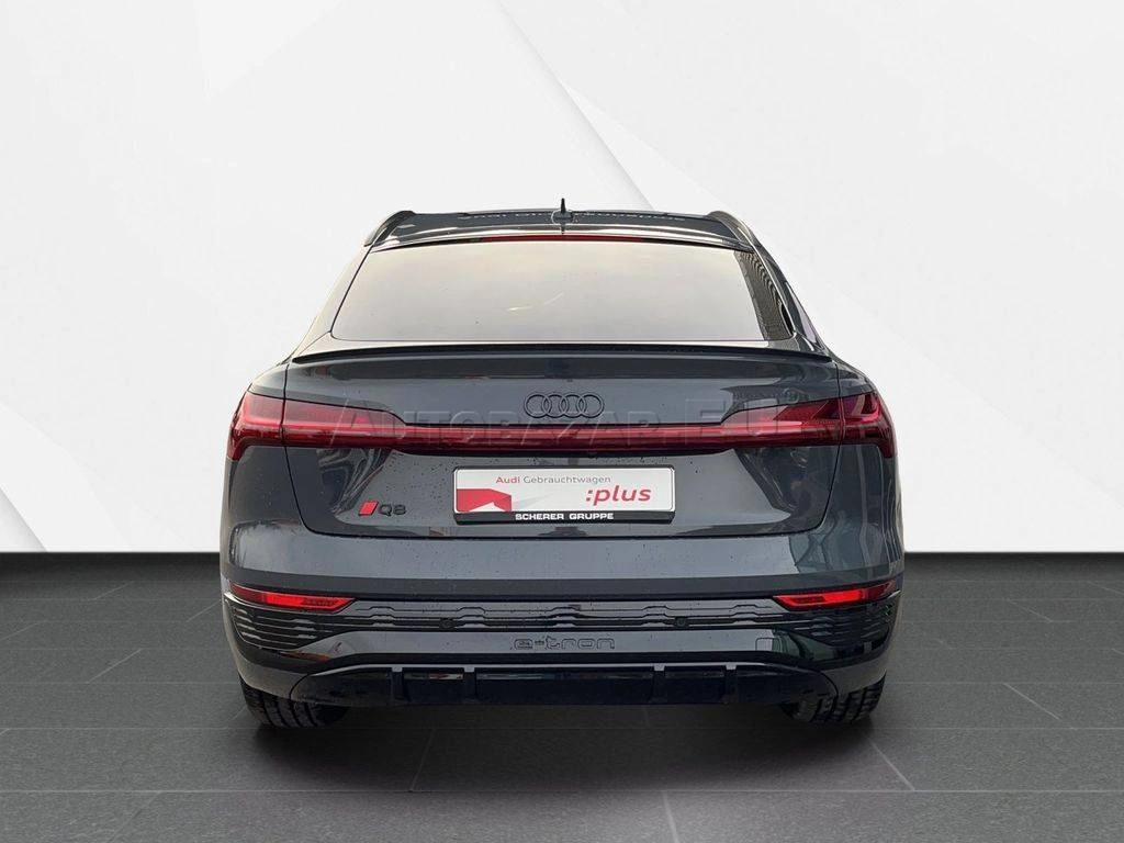 Audi Q8 Sportback e-tron S line quattro