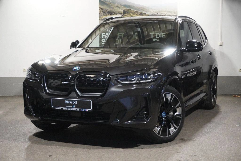 BMW iX3 A/T