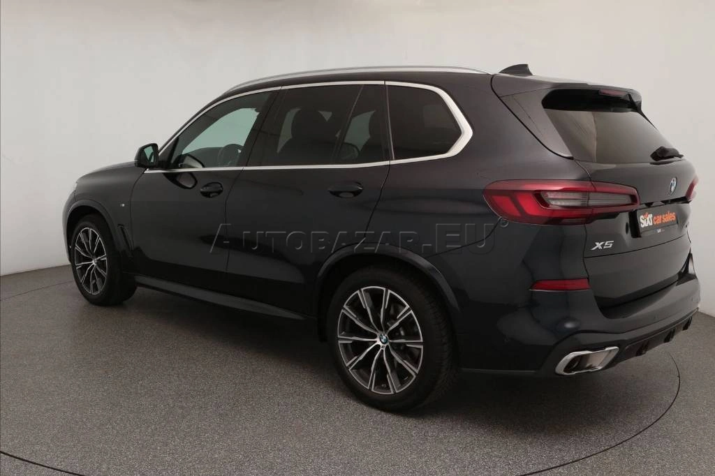 BMW X5 xDrive40i mHEV A/T