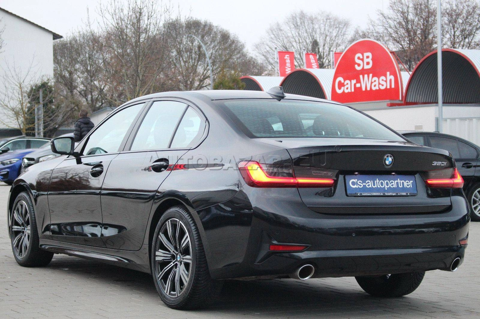 BMW Rad 3 320i A/T