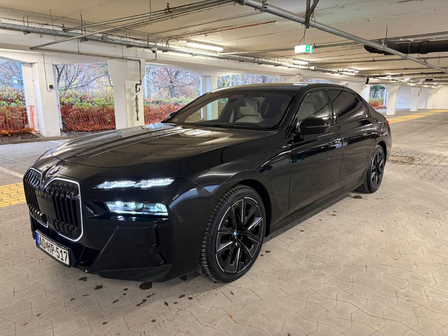 BMW Rad 7 740d xDrive M Sport FULL – Executive Lounge – B&W Diamond- NETTO 107.900