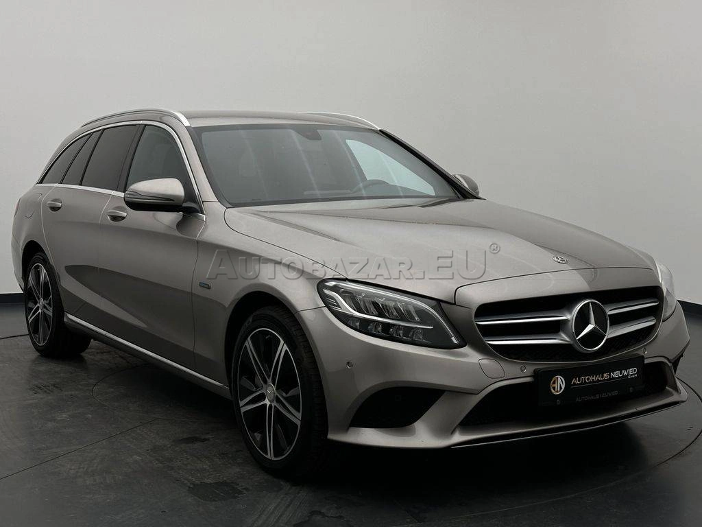 Mercedes-Benz C trieda Kombi Mercedes Benz  300de T 9G Avantgarde