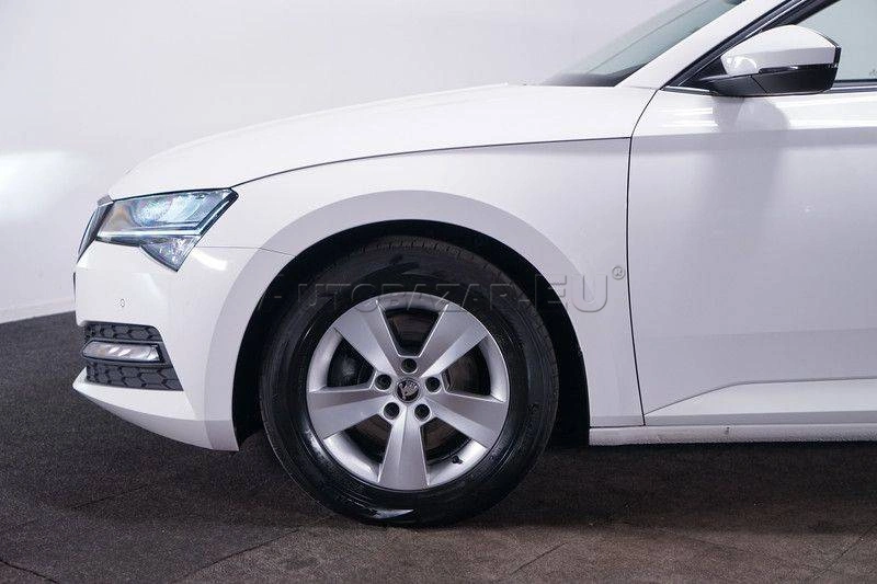 Škoda Superb Combi 2.0 TDI SCR Ambition DSG