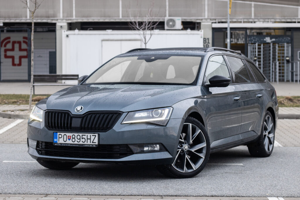 Škoda Superb Combi