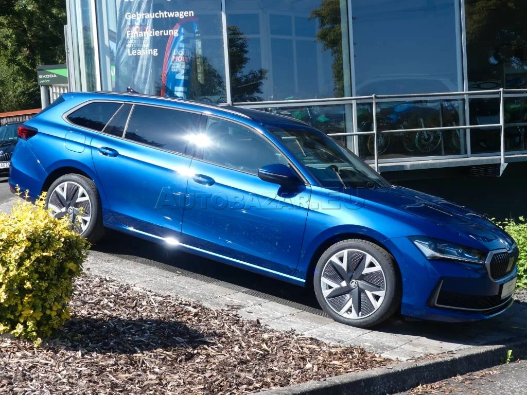 Škoda Superb Combi 2.0 TDI  DSG