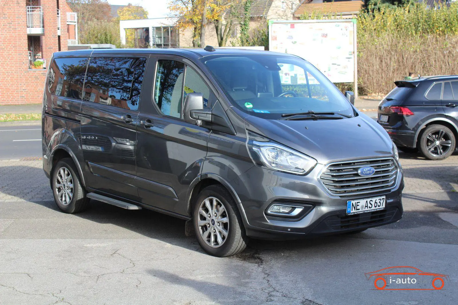 Ford Tourneo Custom 2020 na predaj – fotografia 3