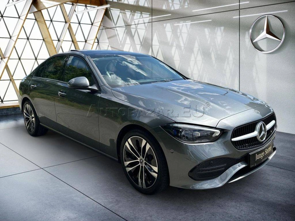 Mercedes-Benz C trieda Sedan Mercedes Benz  300d