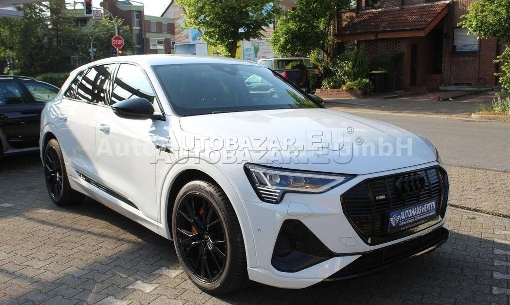 Audi Q8 E-Tron 50 quattro S-Line