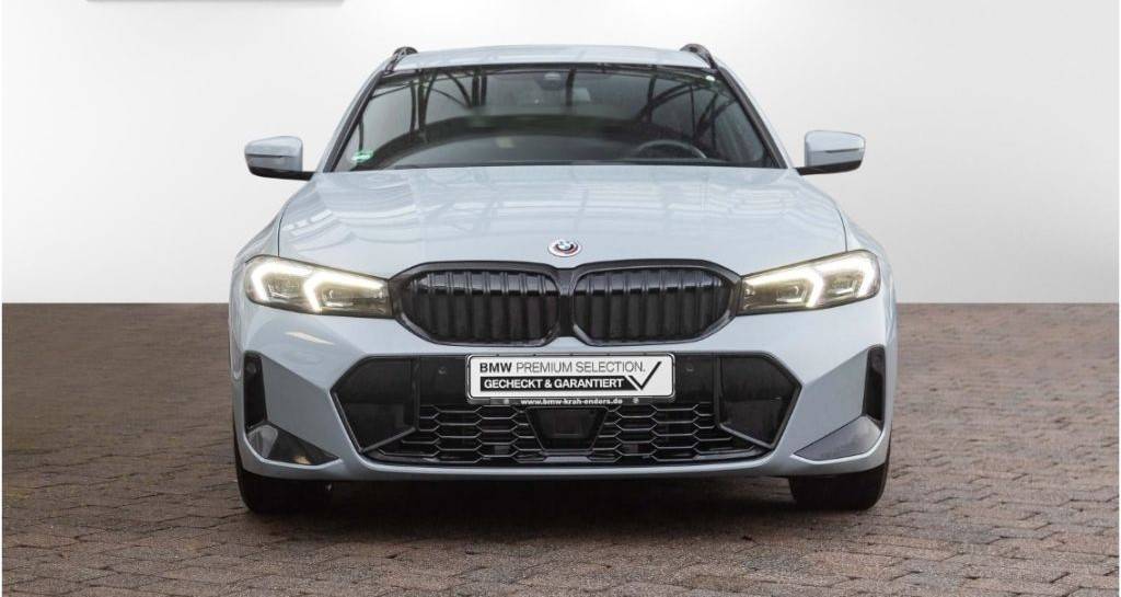 BMW Rad 3 Touring 320d mHEV  xDrive A/T