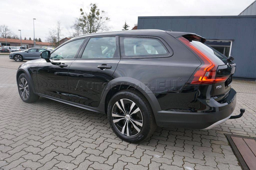 Volvo V90 CC B4 Cross Country AWD A/T