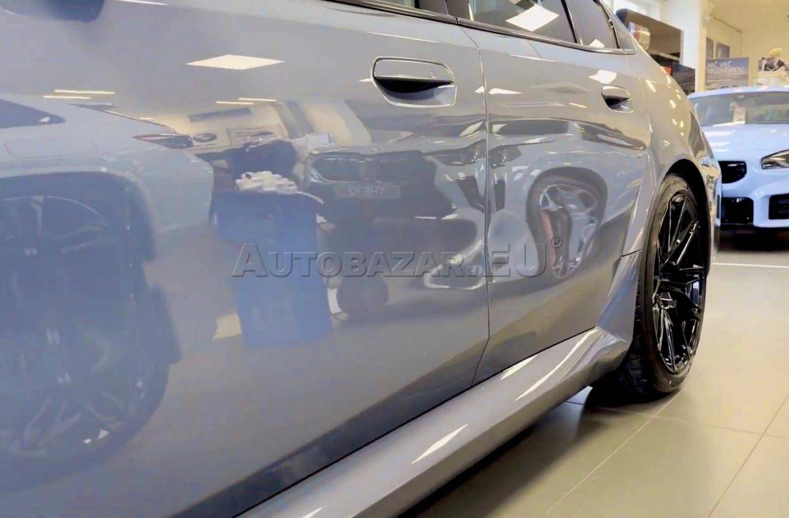 BMW M5 Competition  Storm Bay/ Panorama, B&W–Iconic Glow – 114.000€ NETTO
