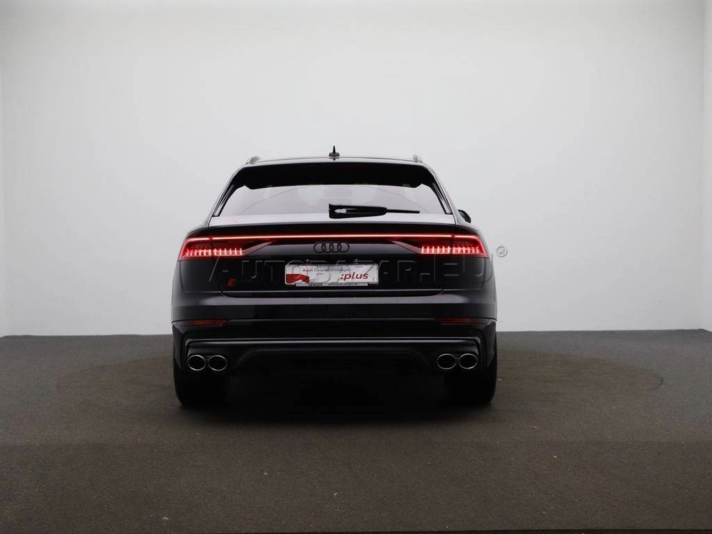 Audi Q8 SQ8 TFSI mHEV quattro tiptronic