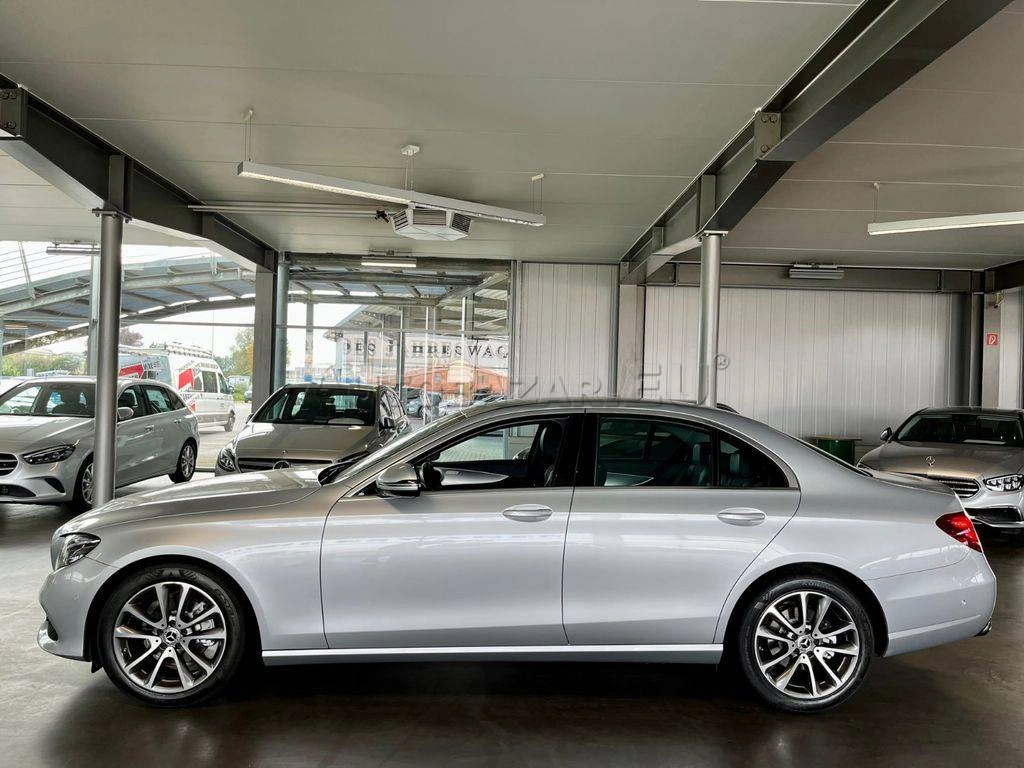 Mercedes-Benz E trieda Sedan 220 d A/T