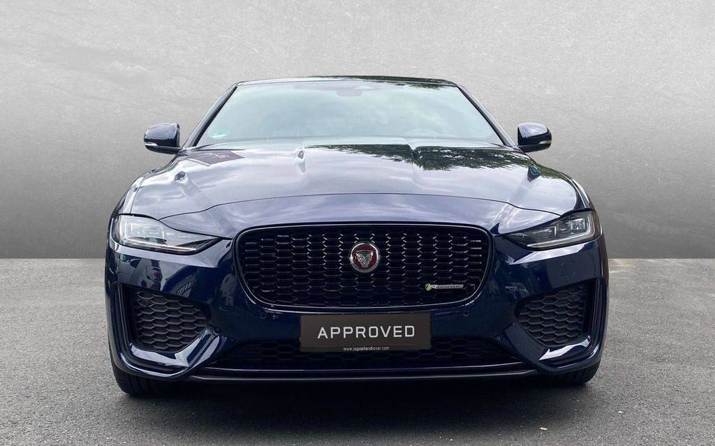 Jaguar XE 2.0D I4 D200 R-Dynamic S A/T