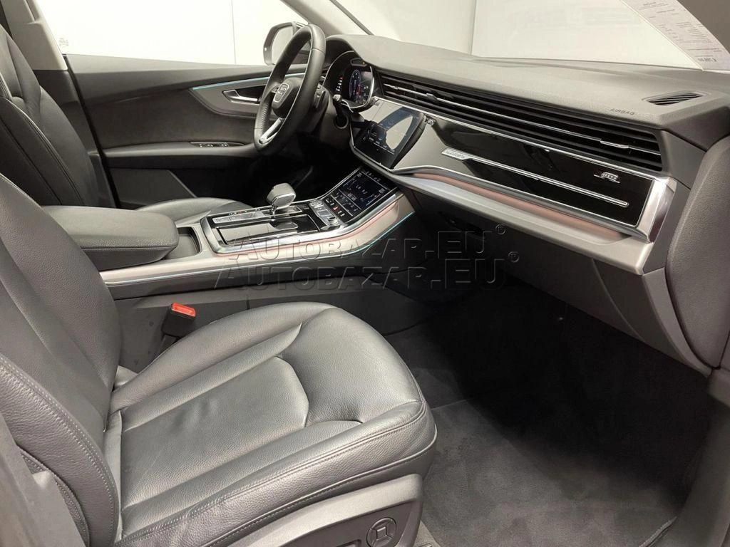 Audi Q8 50 3.0 TDI mHEV quattro tiptronic