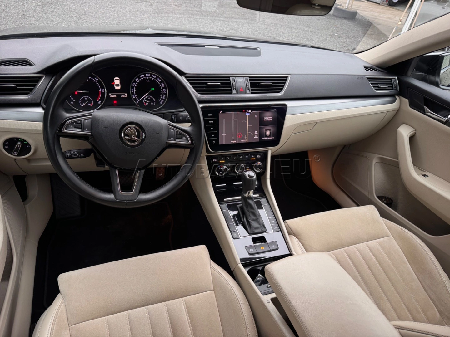 Škoda Superb 2018 na predaj – fotografia 24