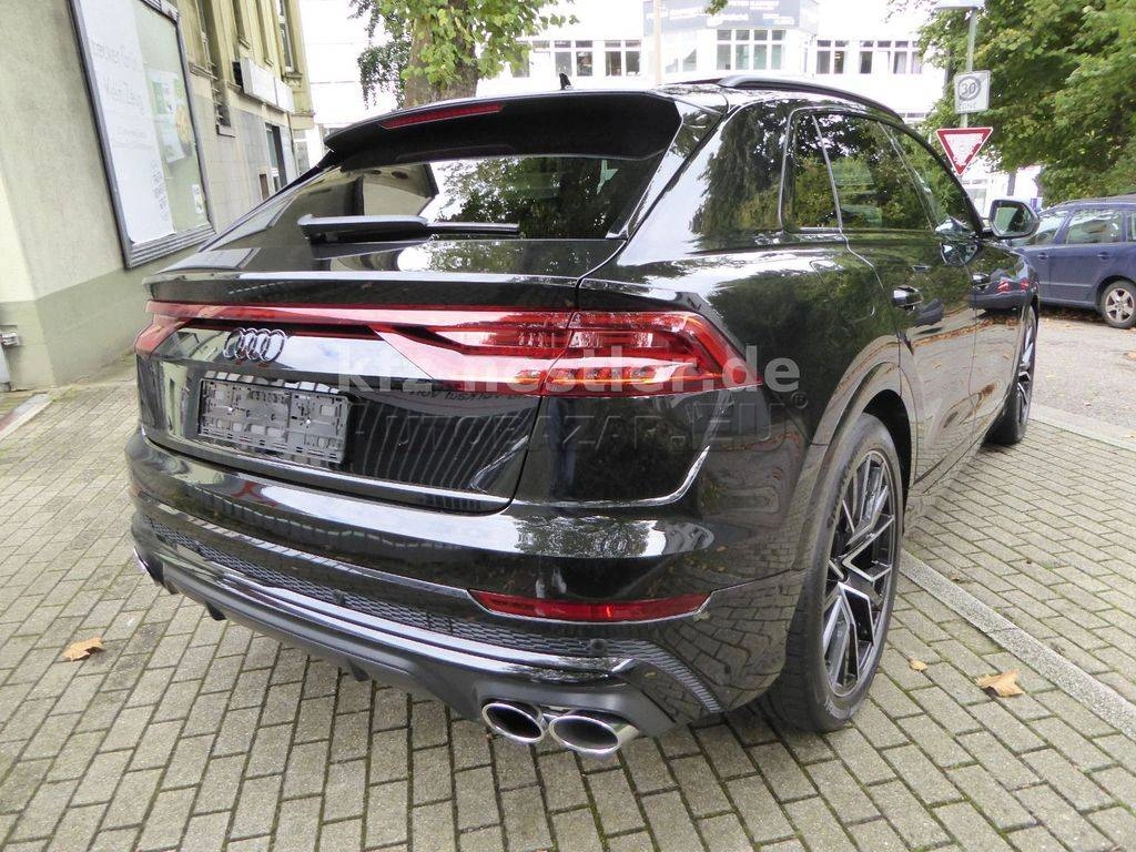 Audi Q8 SQ8 TFSI mHEV quattro tiptronic