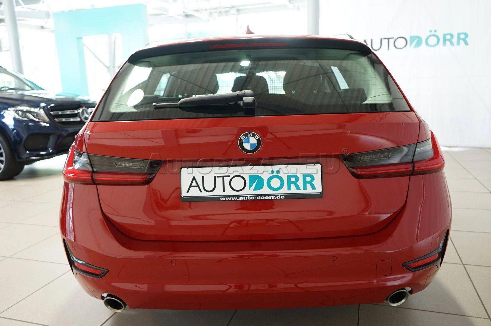 BMW Rad 3 Touring 320i  A/T