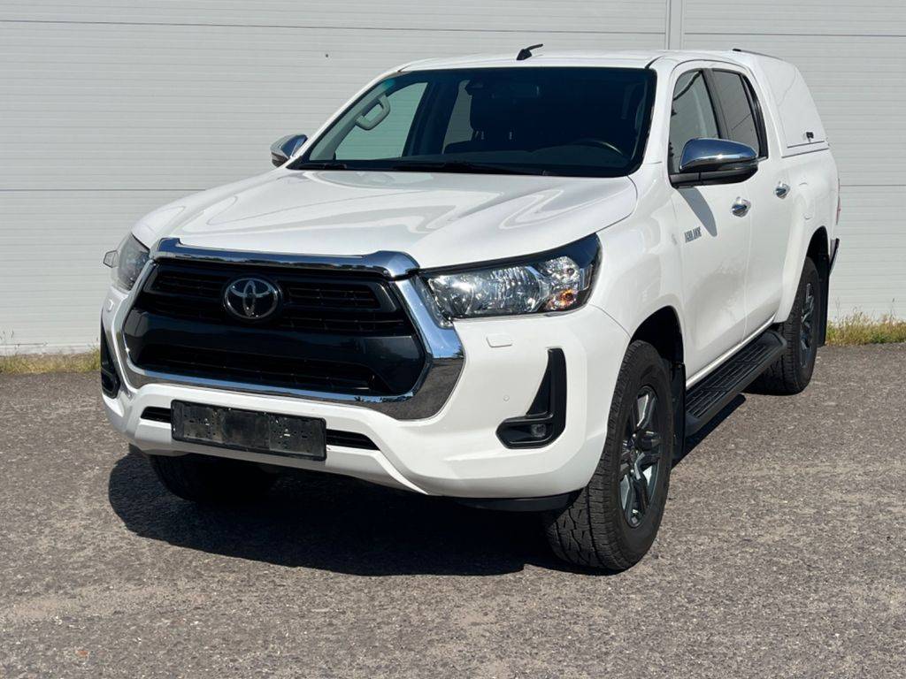 Toyota Hilux A/T 4x4