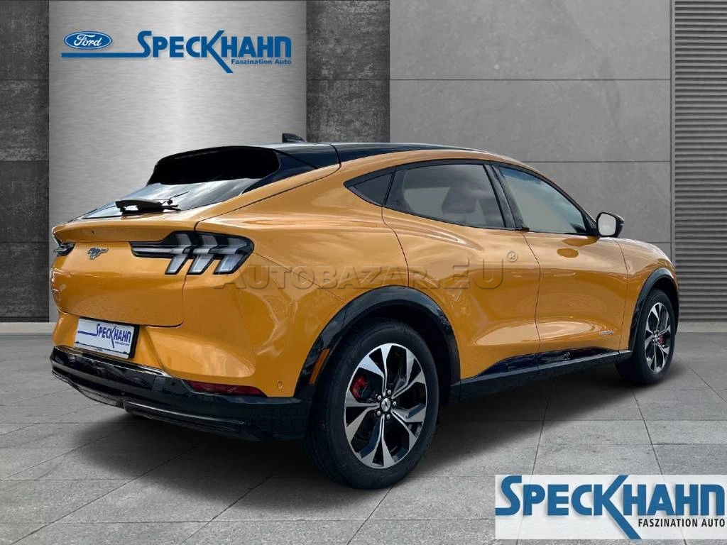 Ford Mustang Mach-E 75,7kWh RWD STD