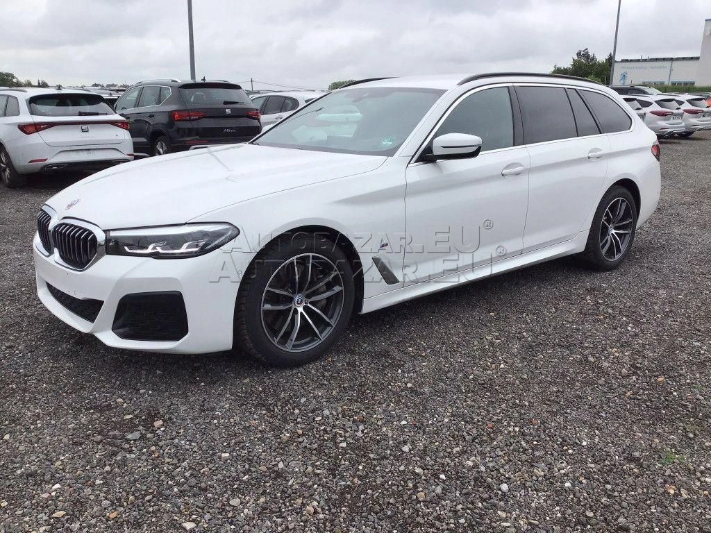 BMW rad 5 Touring 540d mHEV xDrive A/T