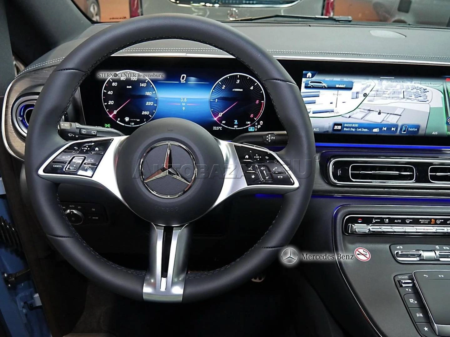 Mercedes-Benz V trieda 300 d AMG lang