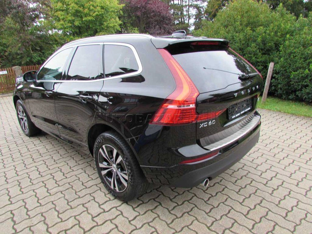 Jaguar F-Pace B4 AWD Momentum Pro
