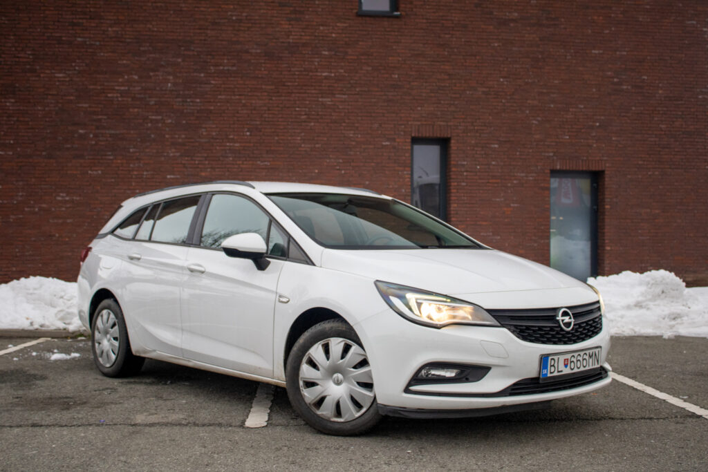 Opel Astra ST