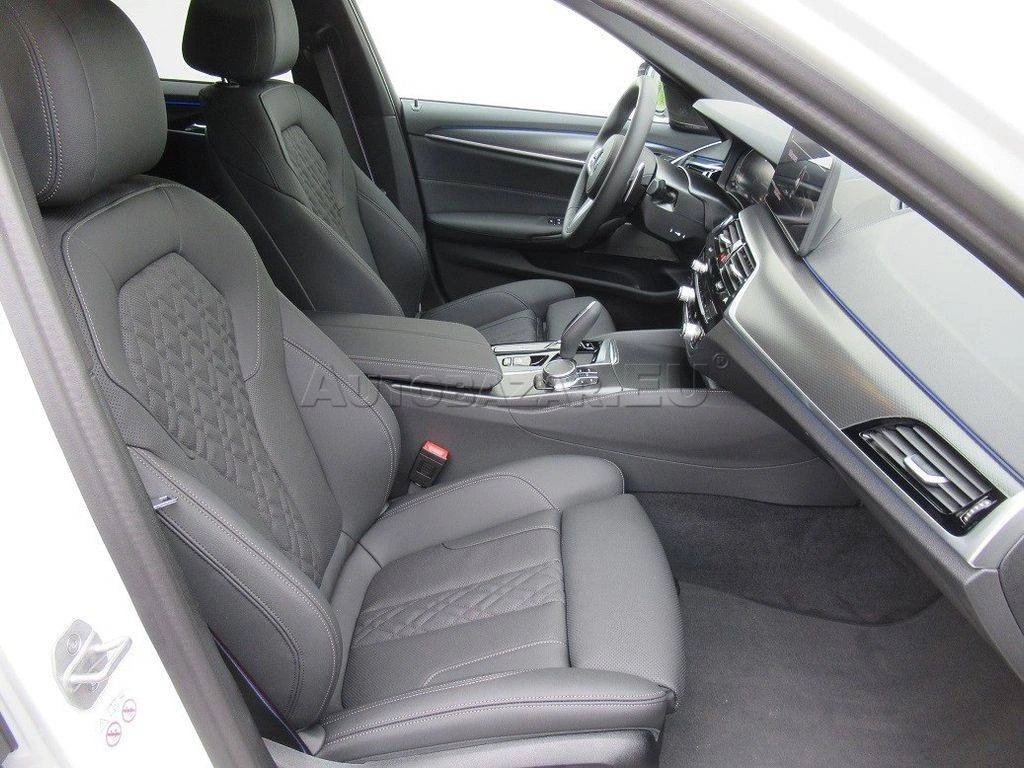 BMW Rad 5 Touring 520d mHEV A/T