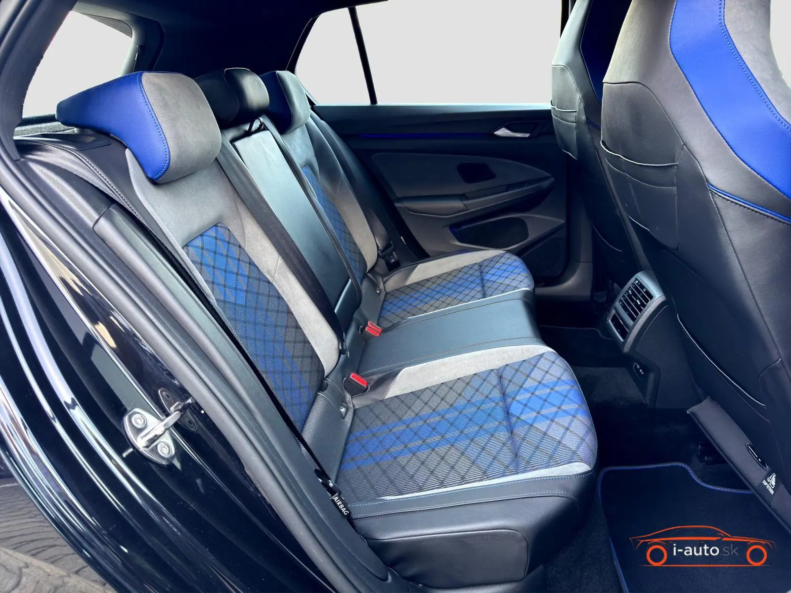 Volkswagen Golf 2022 na predaj – fotografia 17