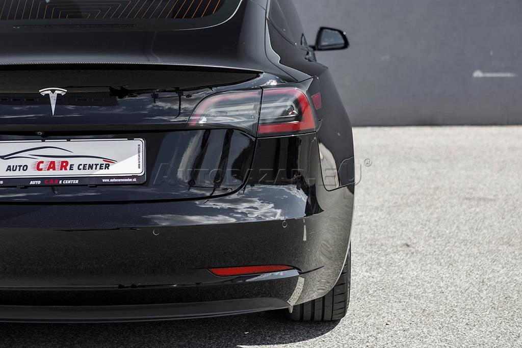 Tesla Model 3 2020 na predaj – fotografia 24