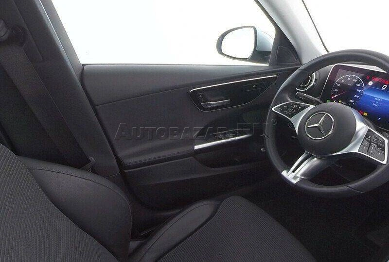 Mercedes-Benz C trieda Sedan 220 d mHEV A/T