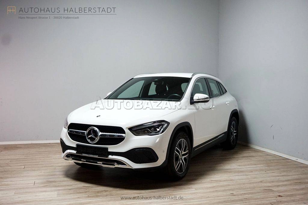 Mercedes-Benz GLA 200 d A/T