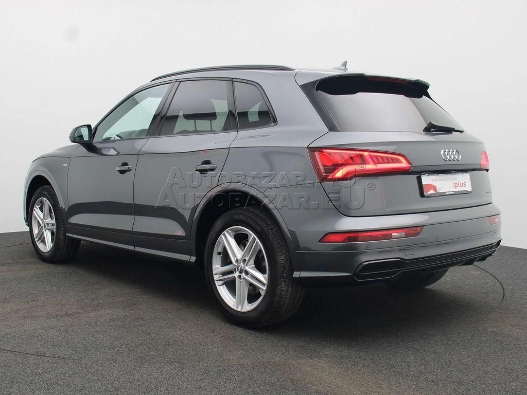 Audi Q5 45 2.0 TFSI quattro S tronic Sport