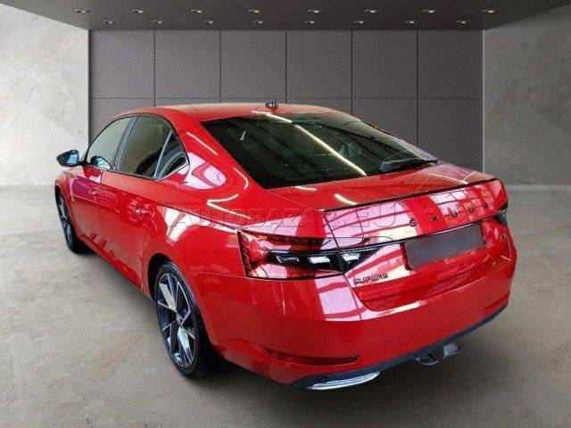 Škoda Superb 2.0 TDI SCR Sportline 4x4 DSG