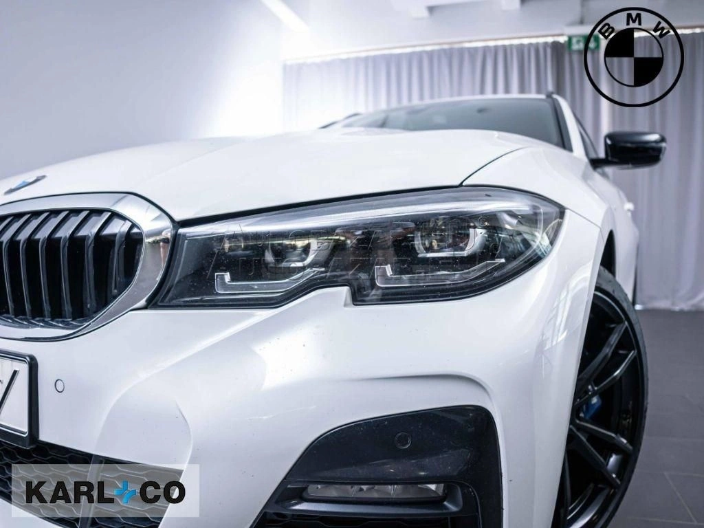BMW rad 3 Touring 330d mHEV Touring xDrive A/T