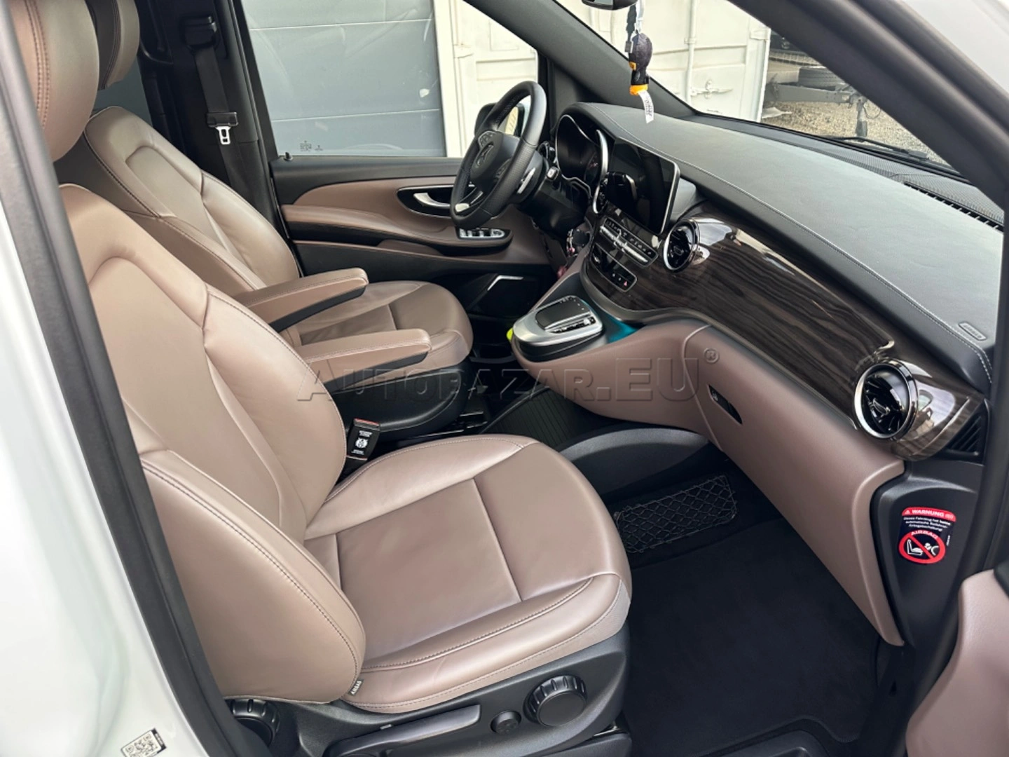 Mercedes-Benz V trieda 2022 na predaj – fotografia 10