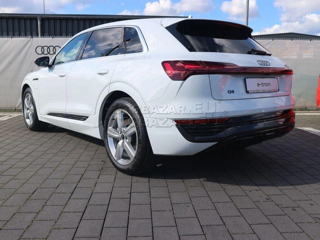 Audi Q8 E-tron 50 advanced quattro