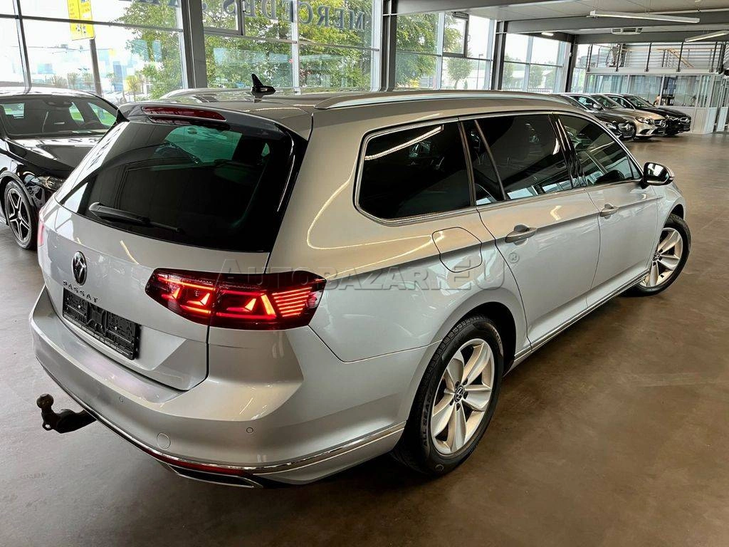 Volkswagen Passat Variant 2.0 TDI Elegance DSG