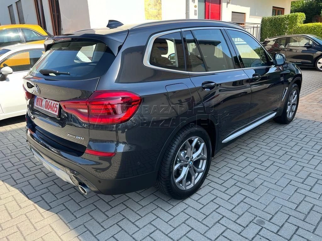 BMW X3 XDrive20i A/T
