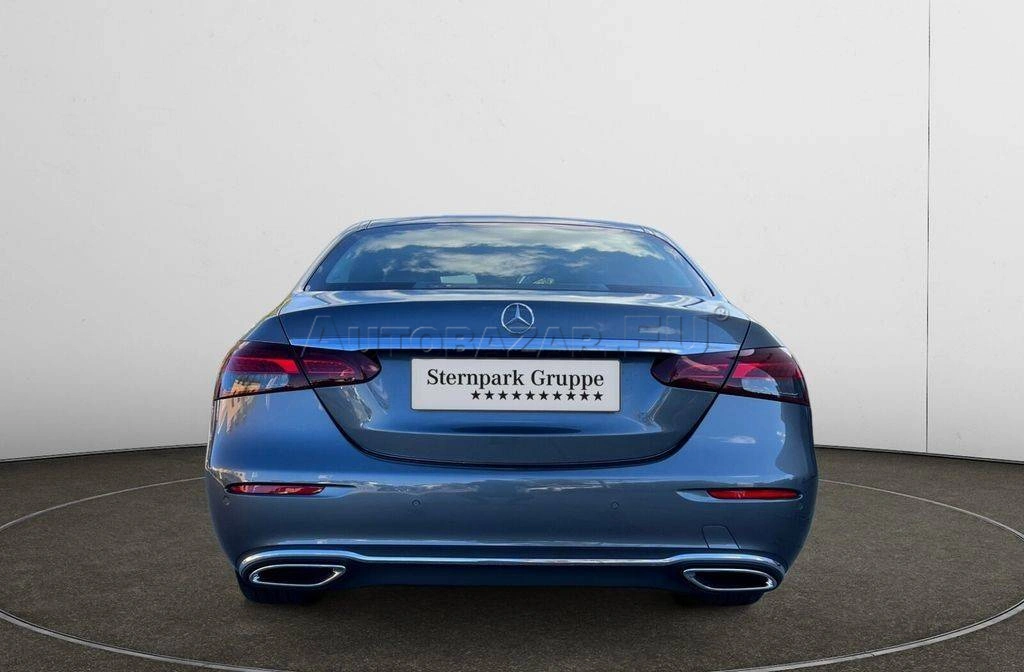Mercedes-Benz E trieda Sedan 300 d mHEV 4MATIC A/T