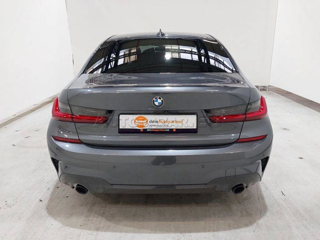BMW Rad 3 330d mHEV xDrive A/T