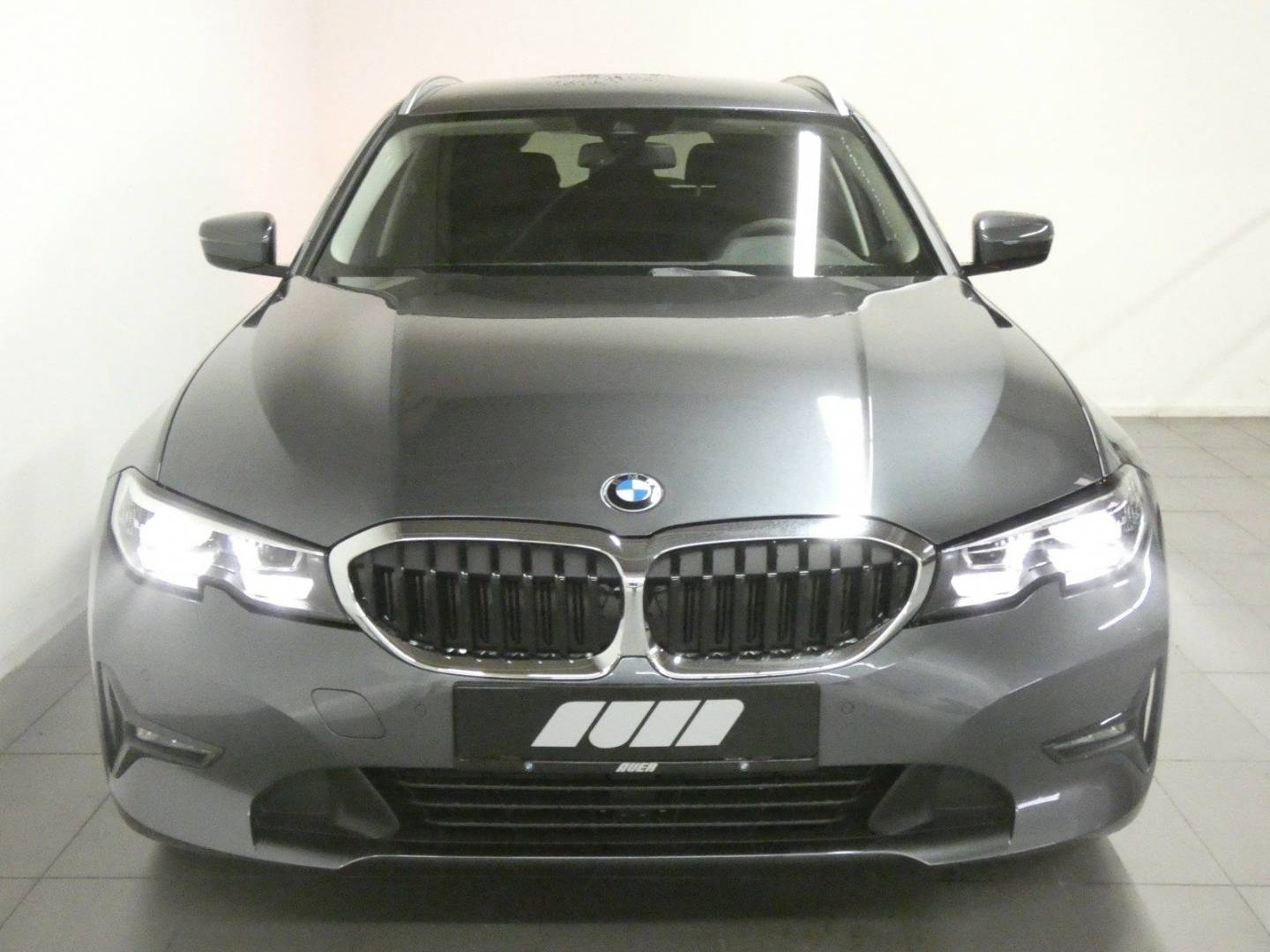 BMW Rad 3 Touring 320i  A/T