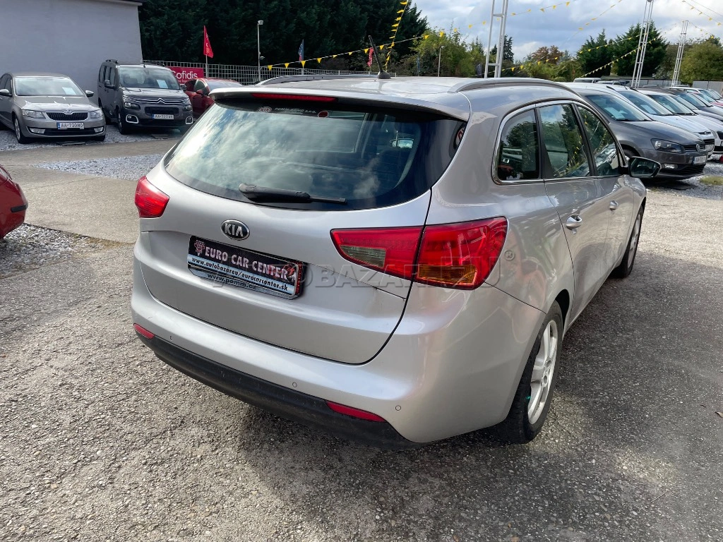 Kia Ceed SW 1.6 CRDi LX/Silver