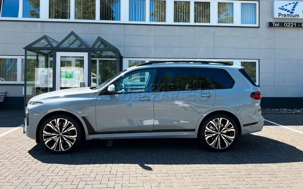 BMW X7 XDrive 40i mHEV A/T