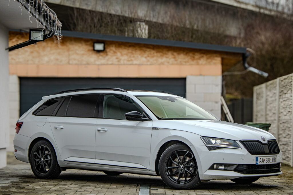 Škoda Superb Combi