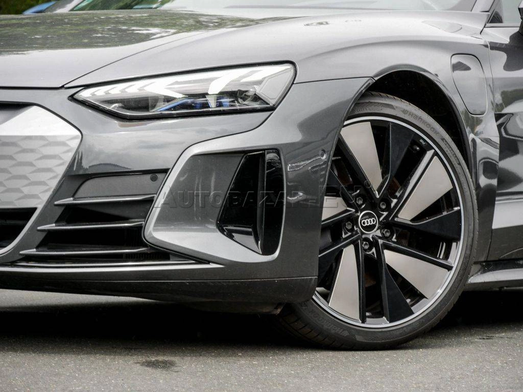 Audi E-tron GT quattro